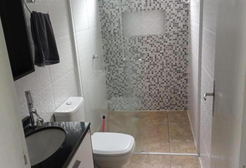 ペンション Casa De Praia A 100 Metros Da Praia