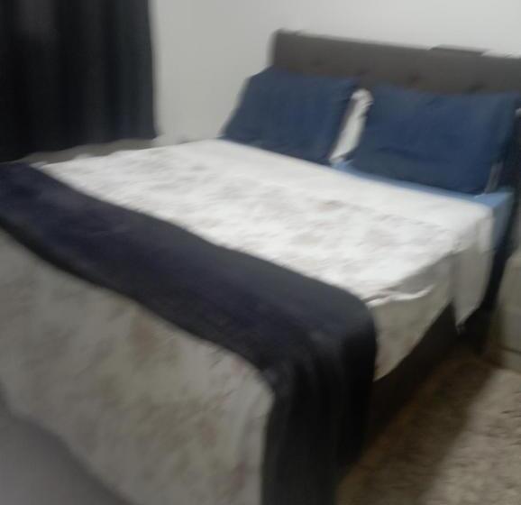 ペンション Casa De Praia A 100 Metros Da Praia