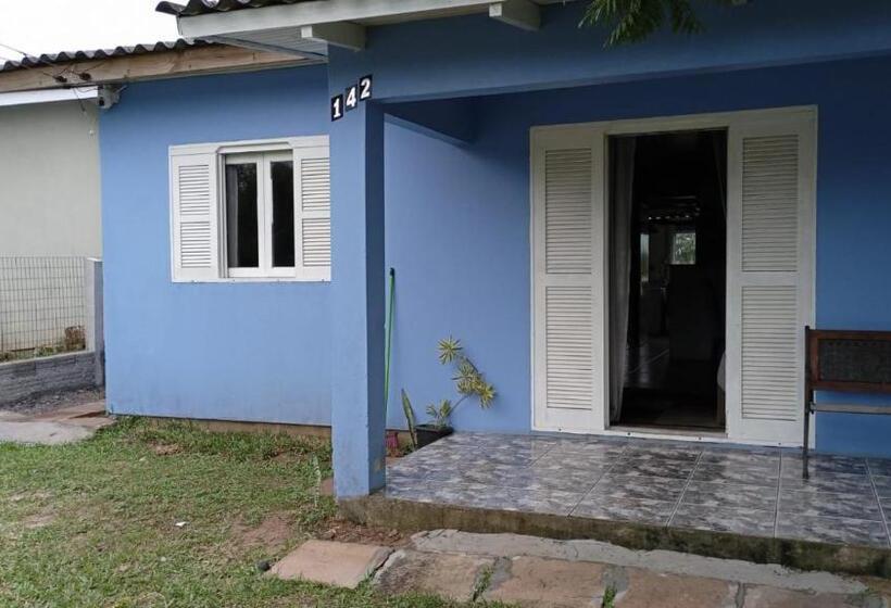 ペンション Casa De Praia A 100 Metros Da Praia