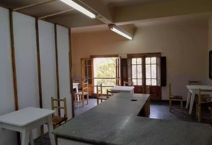 ペンション Hostel La Española