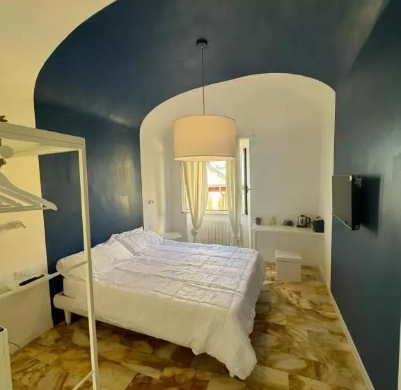 ペンション Titti Guest House