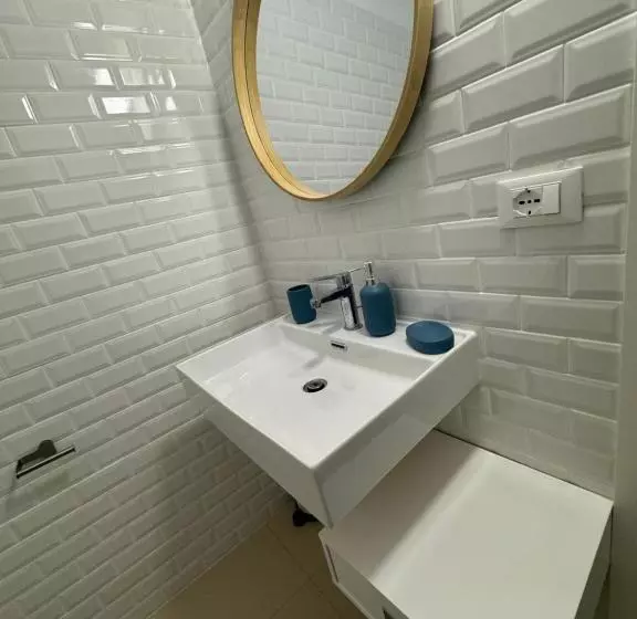 ペンション Titti Guest House