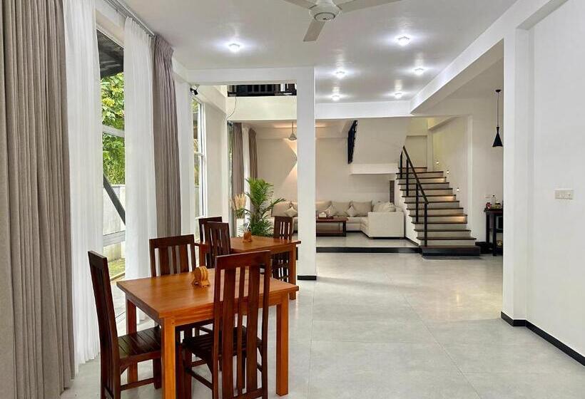 ペンション Villa Ceylanka