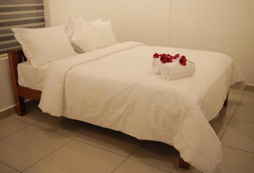 Resort Humblebee Retreat Tattekkad