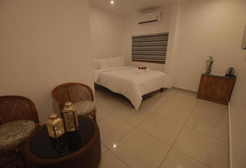 Resort Humblebee Retreat Tattekkad