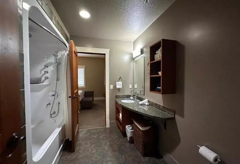 Solara Mountain Retreat   Pool   Hot Tub   Spa   Gym