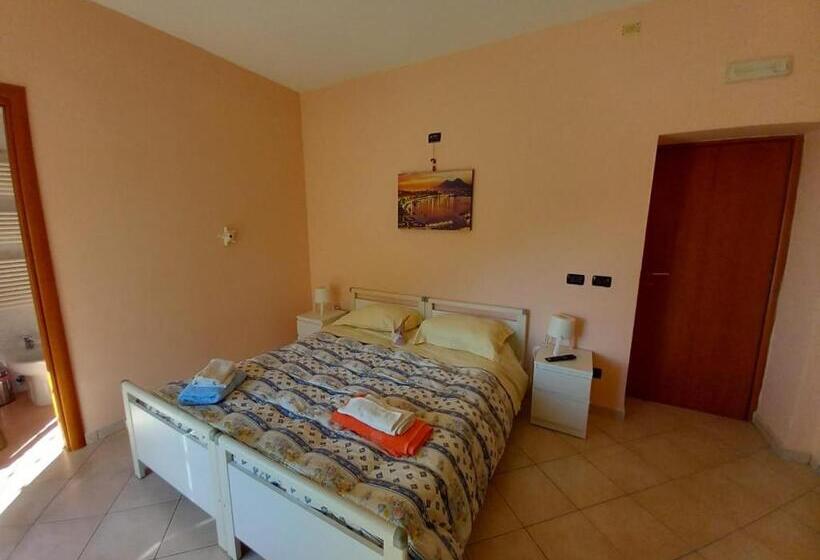 هاستل Sunset Shores Oasis Gulfview, Strategic For Sorrento, Pompeii, Capri, And On The Road To Amalfi An