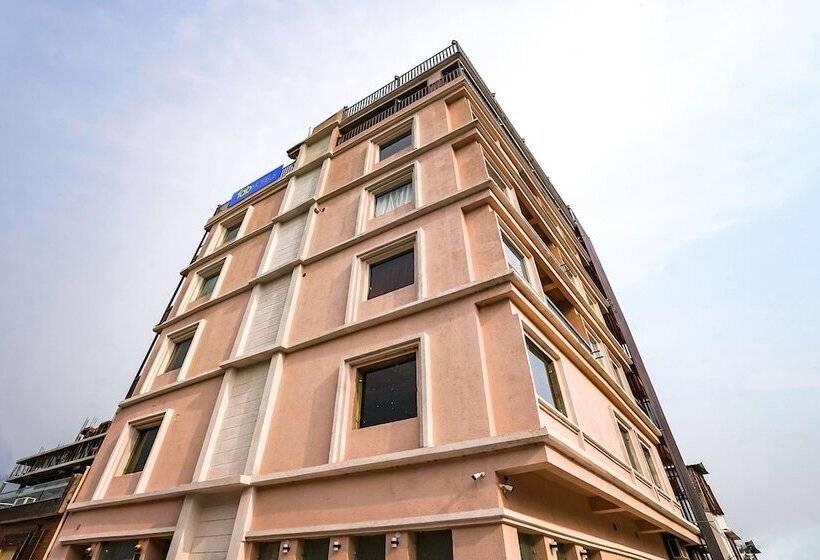 Hotel Montreal By Madhuban Inn