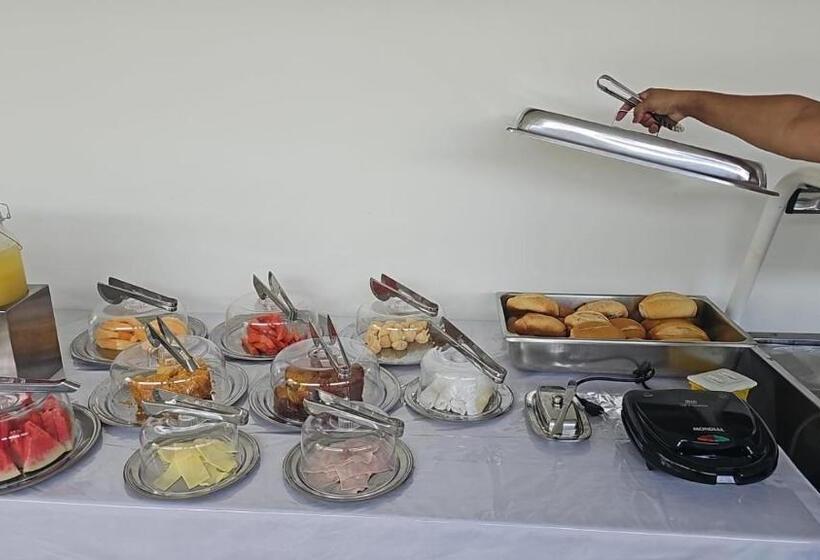 هتل Central Margarita