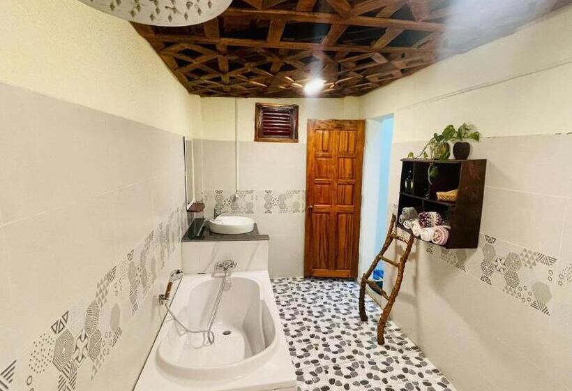 هتل Garden House Tí Nị