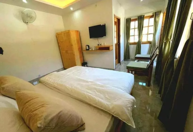 Hotelli Beas River Cottage, Manali   #riverside # Private Parking # Scenic River & Mountain View # Open Cafe