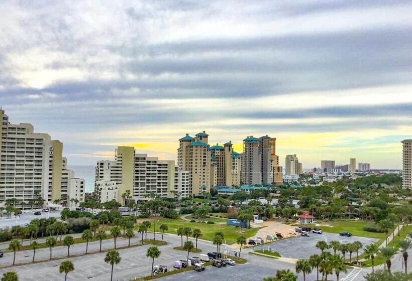 בית מלון כפרי Luau 6832/6834