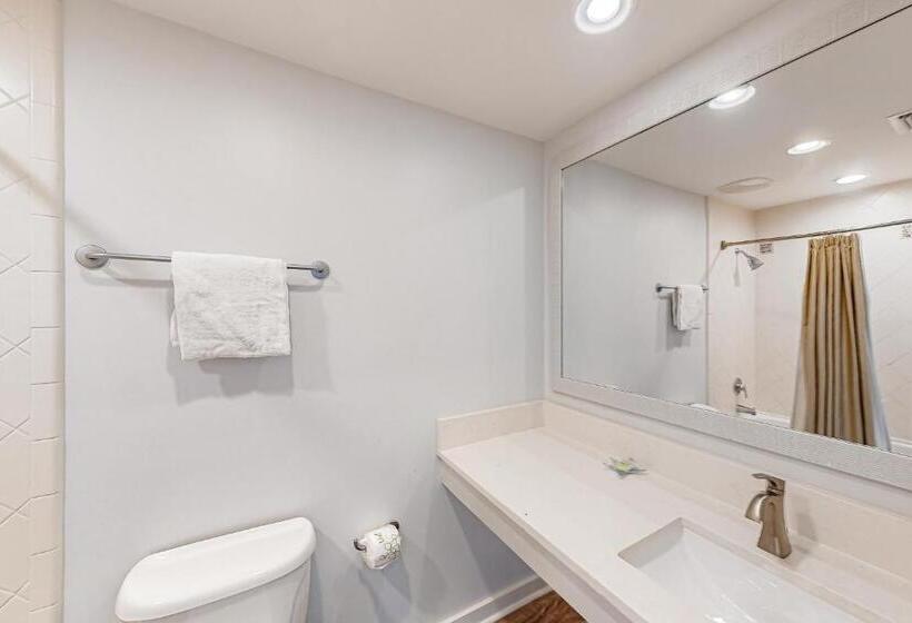 בית מלון כפרי Luau 6832/6834