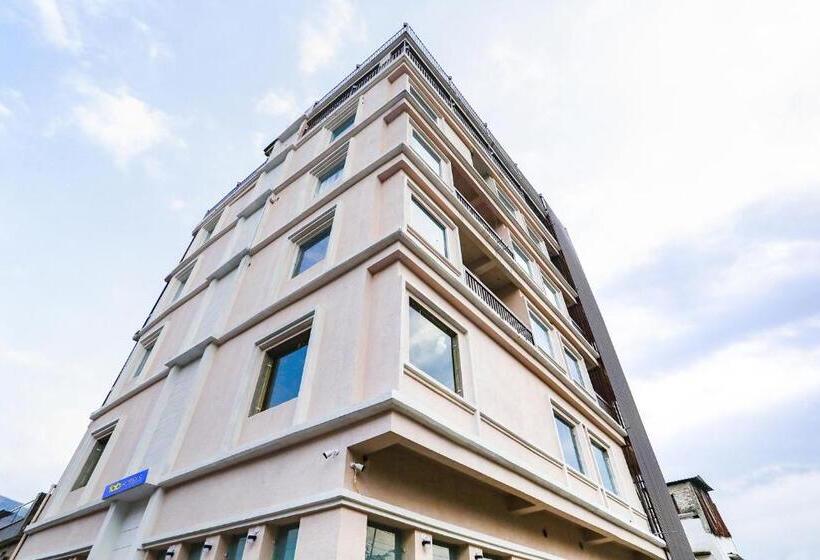 Hotel Montreal By Madhuban Inn