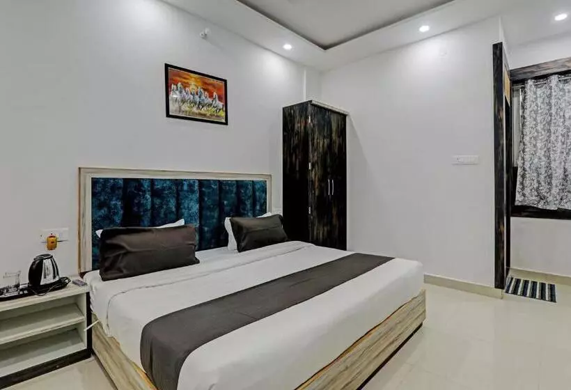 Hotelli Oyo Flagship Vindh Plaza