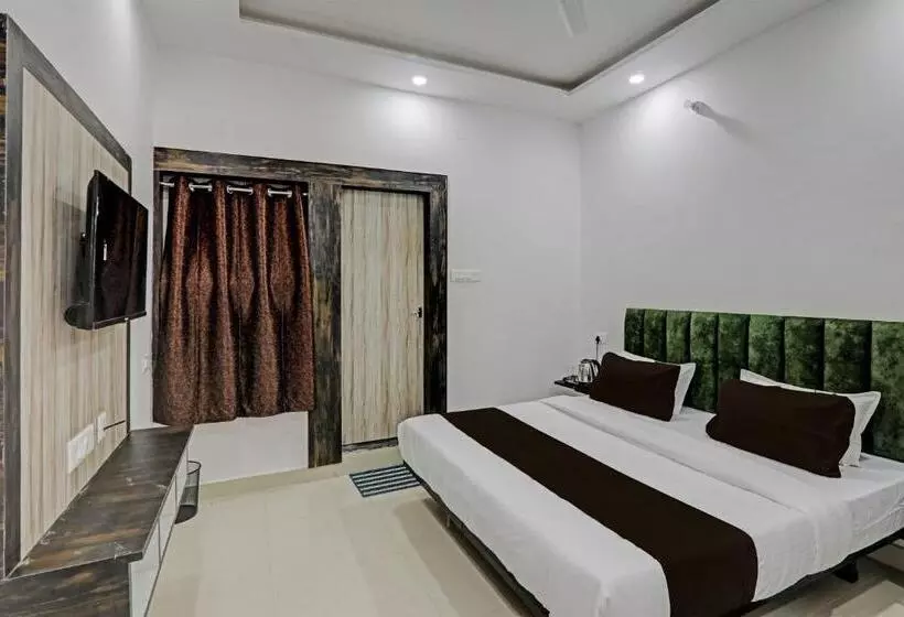 Hotelli Oyo Flagship Vindh Plaza