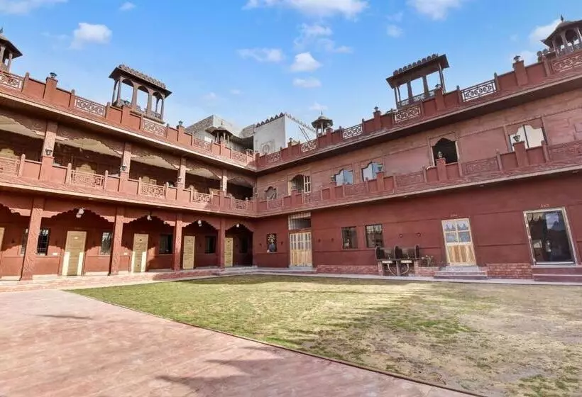 Hotelli Royal Ranbanka Garh