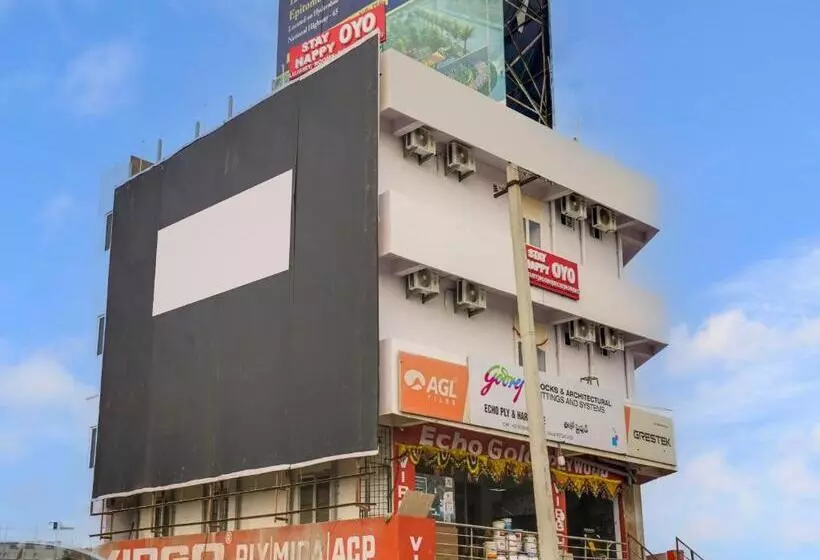 ホテル Oyo Stay Happy