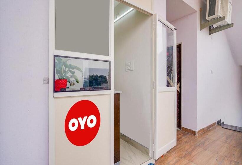 בית מלון כפרי Oyo Stay Happy