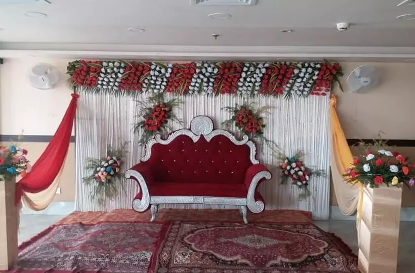 ホテル Pratap International