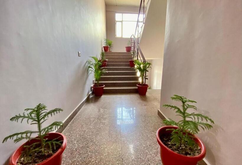 Hotel Fabexpress Relax Suites