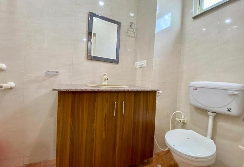 Hotel Fabexpress Relax Suites