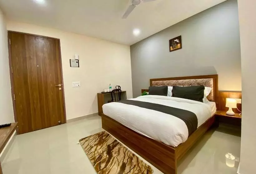 Hôtel Fabexpress Relax Suites