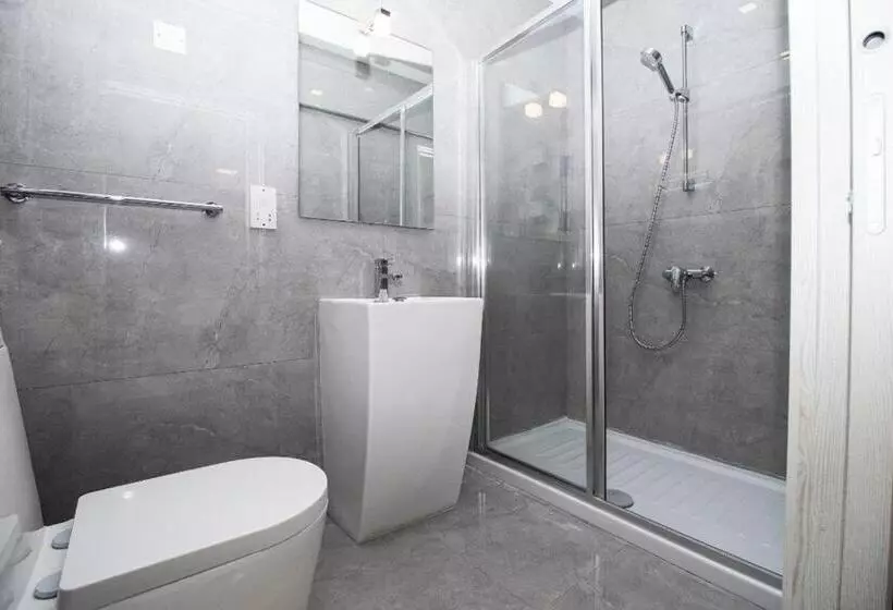 هتل Seafront Penthouse