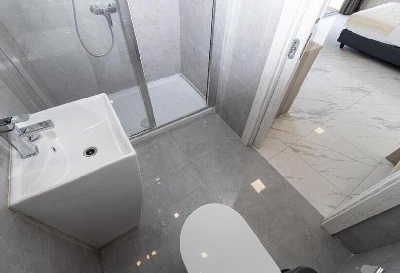 هتل Seafront Penthouse