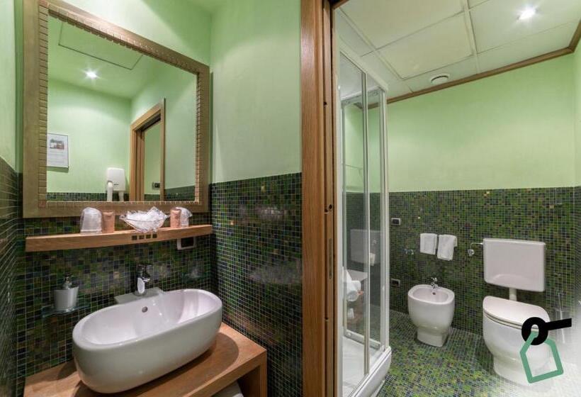 هتل Hotiday Discovery Residence Verona