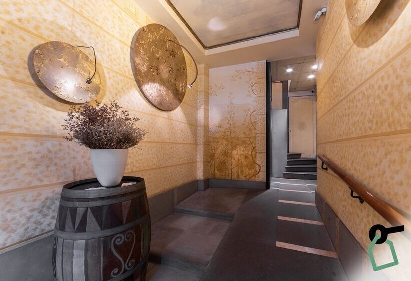 هتل Hotiday Discovery Residence Verona