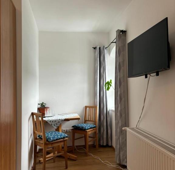 ペンション Gasthaus Kirchenwirt