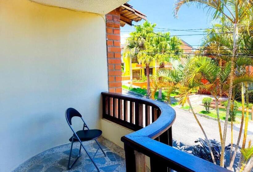 פנסיון Hostal Casa Rionegro