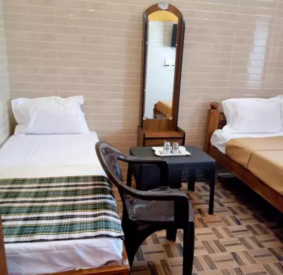 ペンション Paradise Auro Ghar Guest House