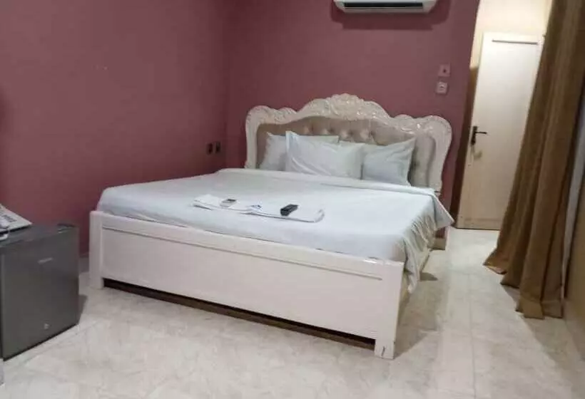Agoms Hotel Owerri