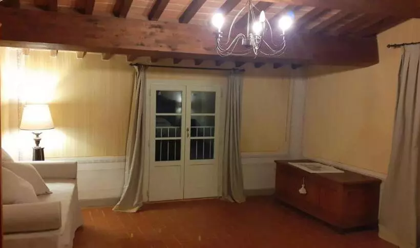 Aamiaismajoitus (B&B) Palazzina Dei Cacciatori