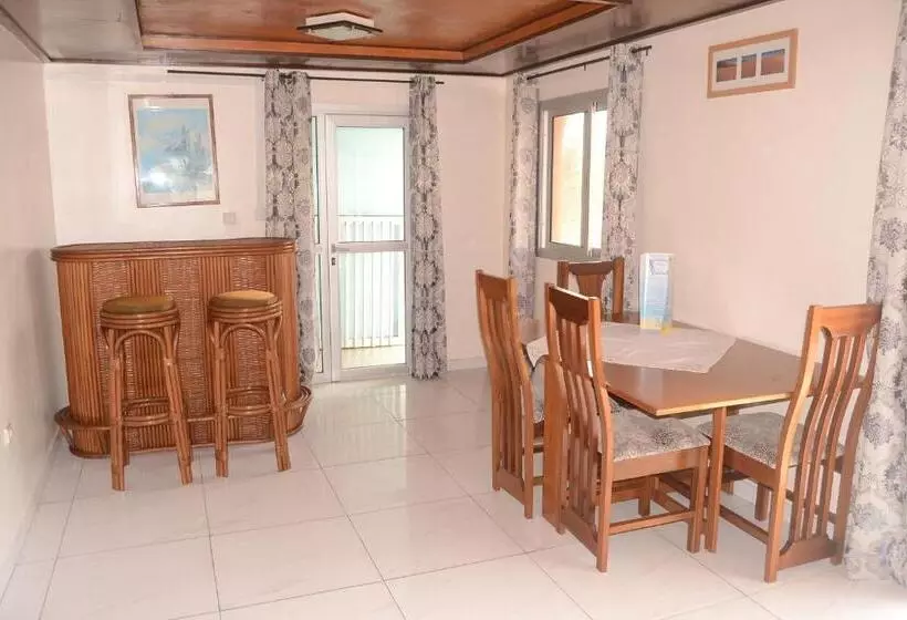 Executive Suites & Apartments   Vip Services
