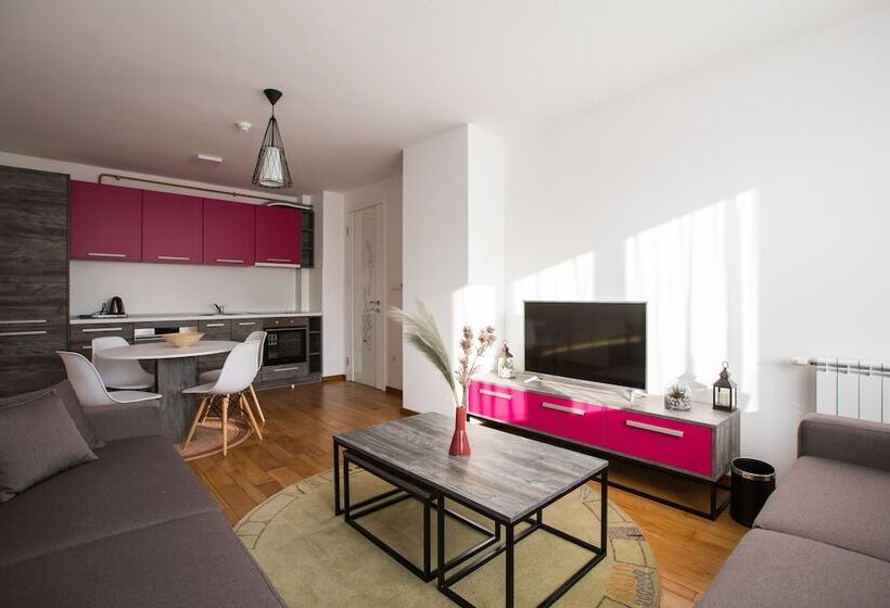 Green Nature Hotel & Apartments