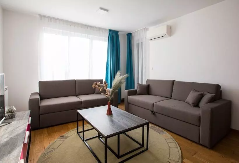 Green Nature Hotel & Apartments