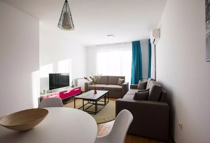 Green Nature Hotel & Apartments