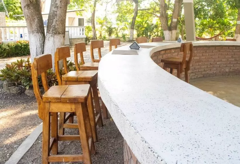 Hotelli Ayenda Palmas Del Rio