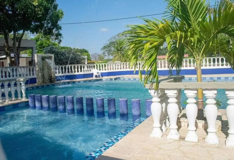 Hotelli Ayenda Palmas Del Rio