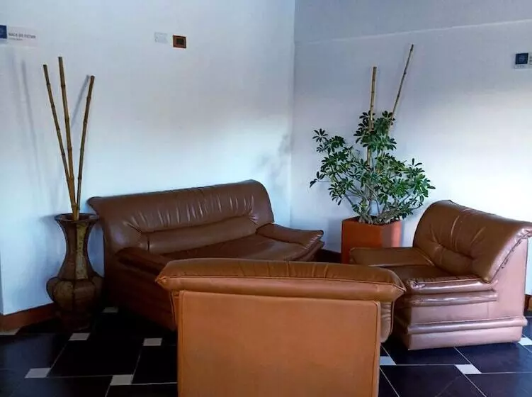 ホテル Casa Linda Guatapé