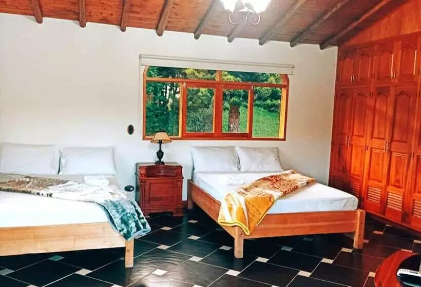 ホテル Casa Linda Guatapé