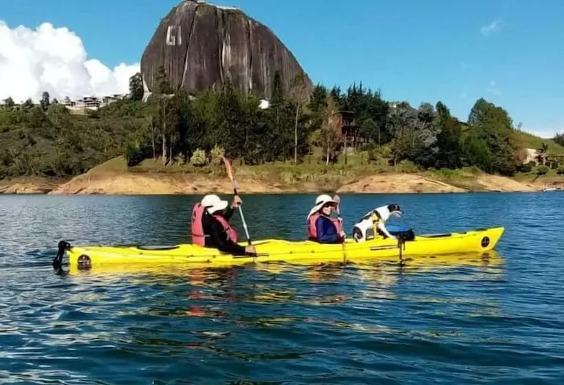 ホテル Casa Linda Guatapé