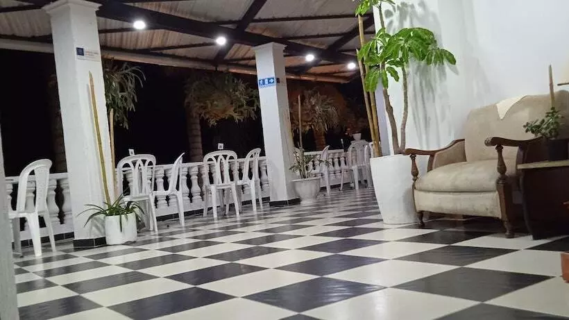 ホテル Casa Linda Guatapé