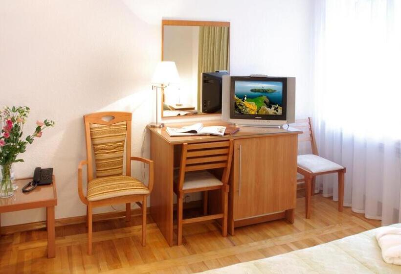 בית מלון כפרי Evropeyskiy