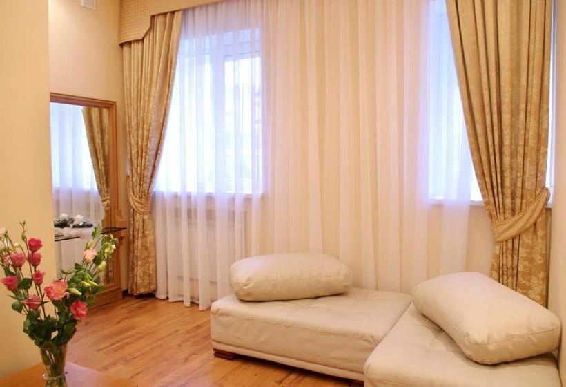 בית מלון כפרי Evropeyskiy