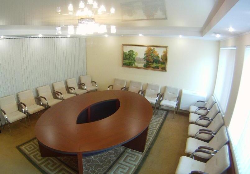 בית מלון כפרי Evropeyskiy