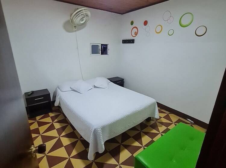 هتل Faroles De Quimbaya